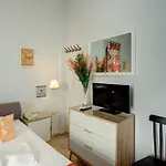 Chriselen Hotel