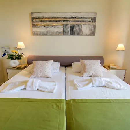 Chriselen 2* Eleónasz