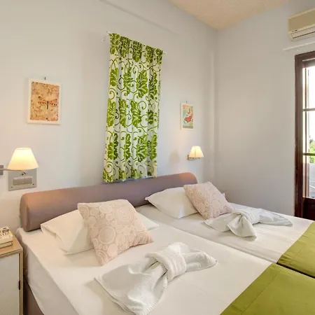 Chriselen 2* Eleonas